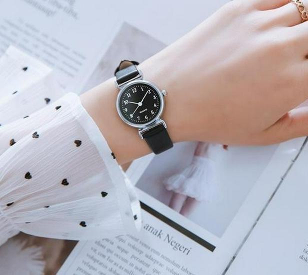 Ladies' Elegant College Style Quartz Watch with Small Dial