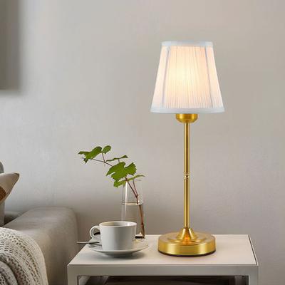 Lampy – Stolní lampy