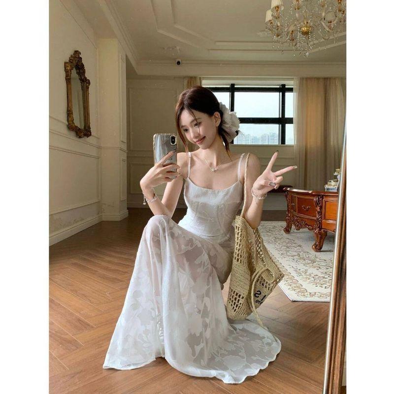 French Mint Green Lace Suspender Dress, New Summer Style, Elegant Waist-Cinching, Slimming, Seaside Resort Style A-Line Dress