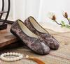 Lvtixin Women's Slip-On Soft Sole Shoes - Non-Slip, Flat, Ideal for Elderly and Middle-Aged Moms