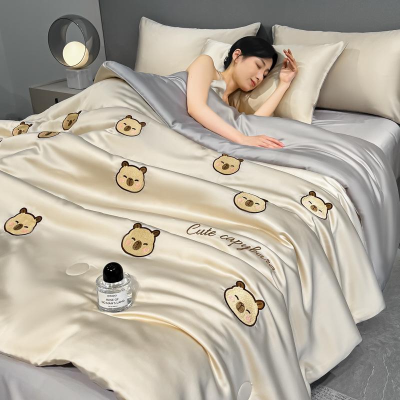 Skin-Friendly Washed Lce Silk Summer Quilt Sets High Quality Embroidered Comforter Bedding Sets Queen Summer Cooling Blanket