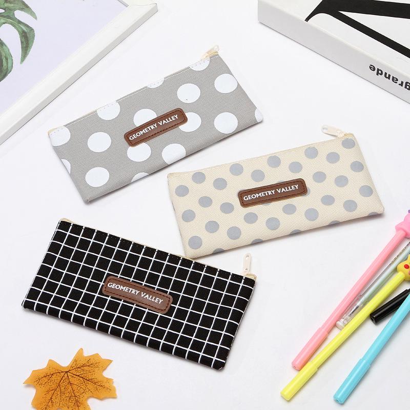 Creative Minimalist Korean-Style Canvas Pencil Case for Girls - Large Capacity Stationery Bag