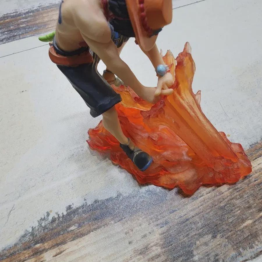 

One Piece Ace Figure