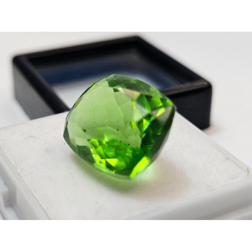Natural Green Peridot Cushion Cut 10-11 Ct Beautiful Certified Loose Gemstone