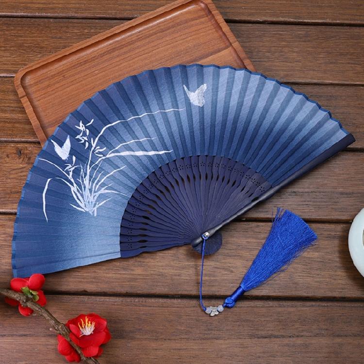 Chinese Vintage Butterfly Flower Pattern Folding Fan Cotton Linen Handheld Fan for Cultural Event and Home Decoration