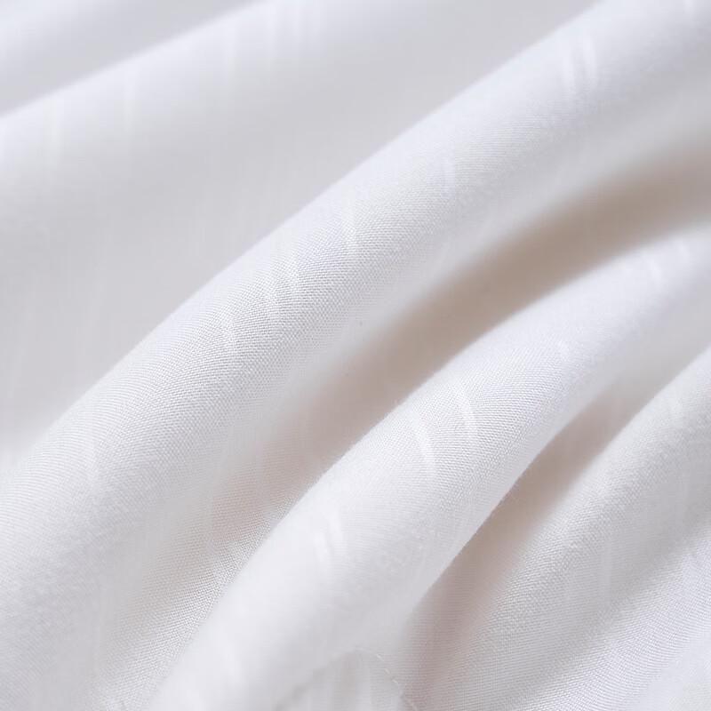 FUANNA All-Season Polyester Quilt