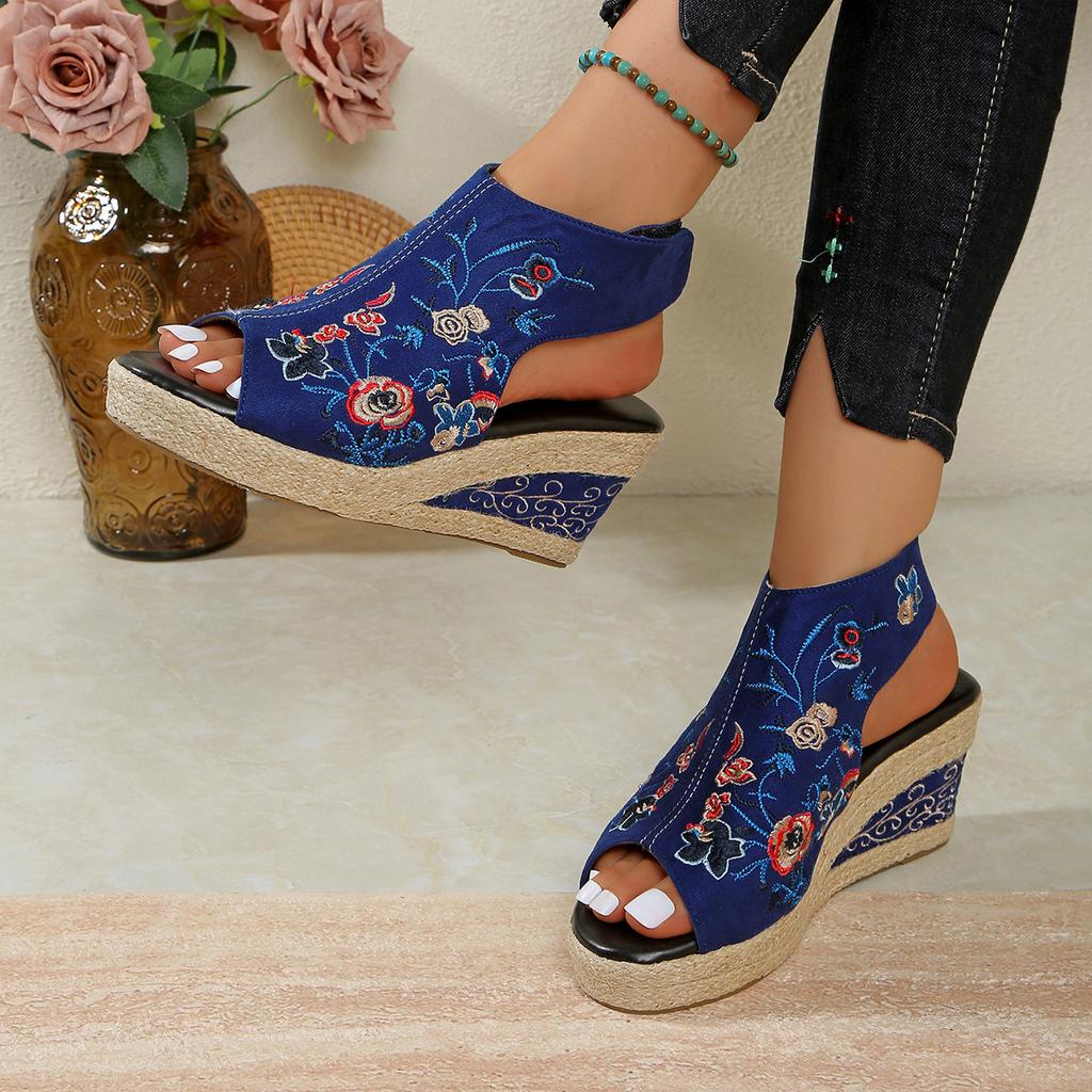 Fashion Women Sandals 2025 New Sexy Slippers Fashion Retro Wedge Platform Shoes Female Peep Beach High Heels Sandals Sandalias De Mujer