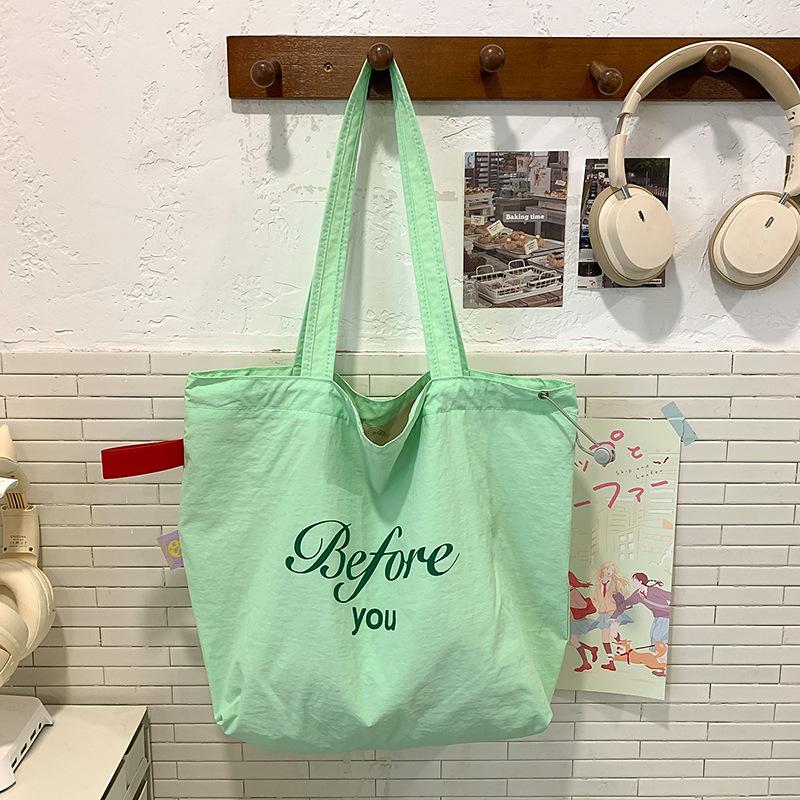 Spring and summer new nylon shoulder bag women's bag lazy wind tote bag large capacity shopping bag commuter bag
