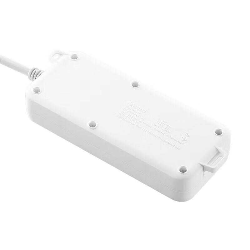 BULL 3-Outlet Power Strip with Individual Switches