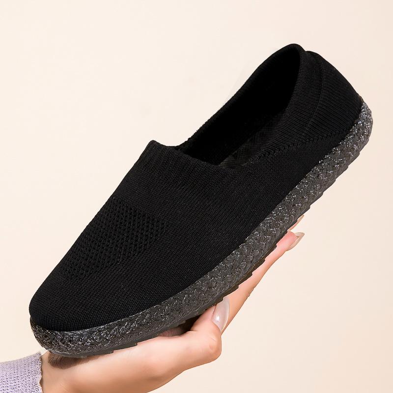 Fashion mother shoes simple casual sandals women's big net breathable comfortable mother shoes elderly shoes sports shoes flying woven shoes