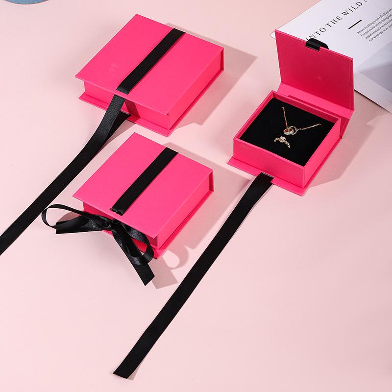 Magnetic Ribbon Flip Box for Jewelry - Necklace, Bracelet, Earrings Storage