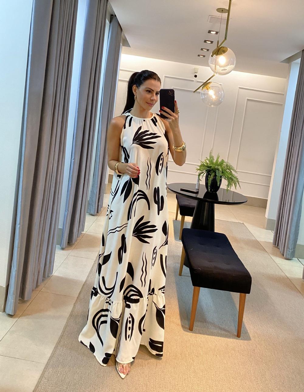 European and American floor mopping dress 2026 summer new black and white printing suspender dress women S