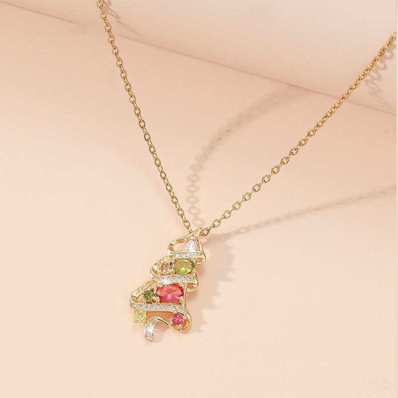 Full Rhinestone Christmas Tree Snowflake Pendant Necklace For Women Exquisite Zircon Star Sweater Collarbone Chain Jewelry