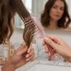 Multifunktions-Haarfestigungs-Applikator Anti-Frizz Massage-Führer Flüssigkeitskamm Friseursalon