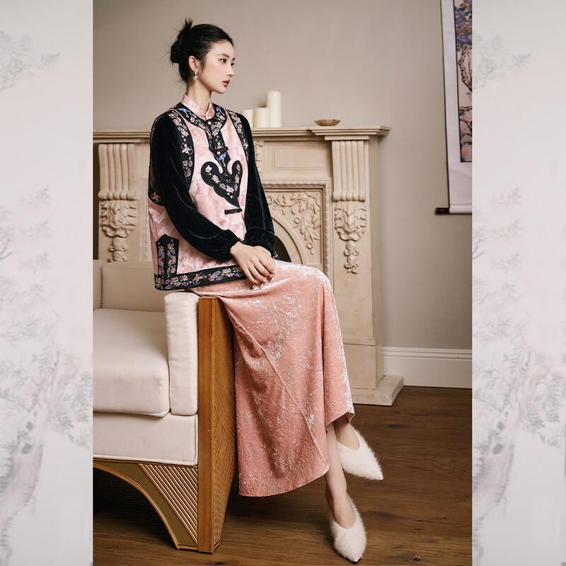Women's Jacquard Embroidered Vest