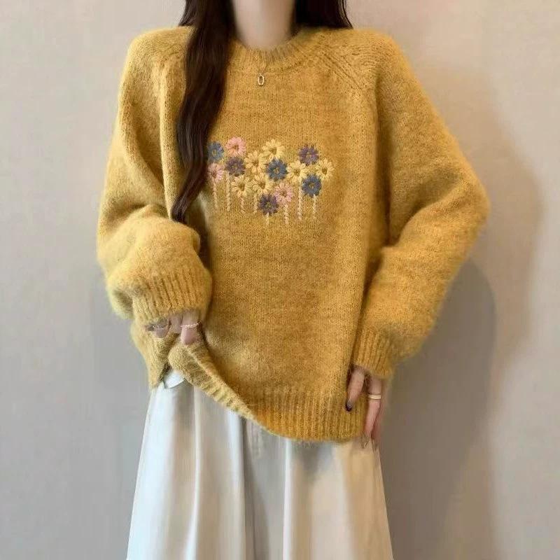 Korean Style Sweet Embroidered Sweater - Comfortable, Casual, and Versatile for Autumn/Winter