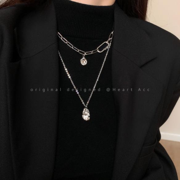 Women's Double Layered Chain Pendant Necklace - Hip Hop Style, Cool Design, High-End Accessory