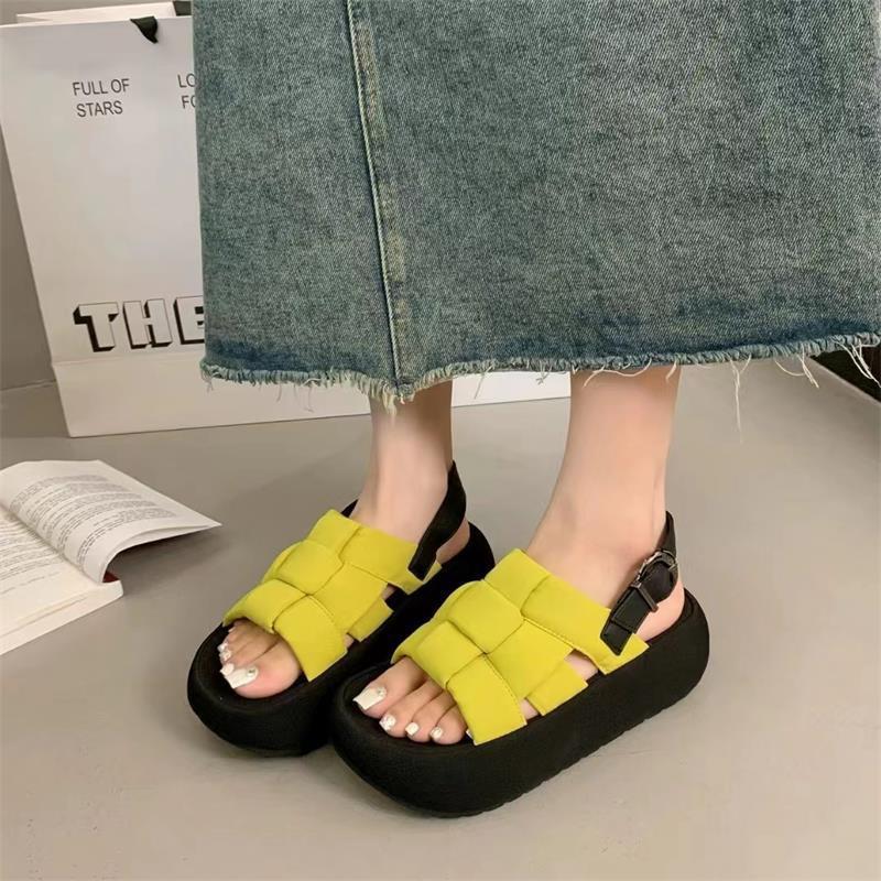 

Sandals women s 2025 new summer popular versatile woven beautiful small thick-soled casual beach Roman shoes 40 жёлтый