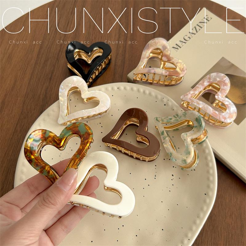 High-End Women's Heart-Shaped Hair Claw - Small Elegant Half-Up Clip for High Ponytails, 2024 Fashion Accessory