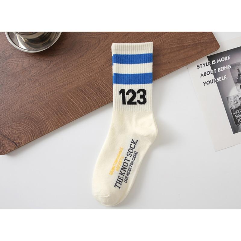 Men's Spring and Autumn Cotton Digital Striped School Style Sports Mid Calf Socks