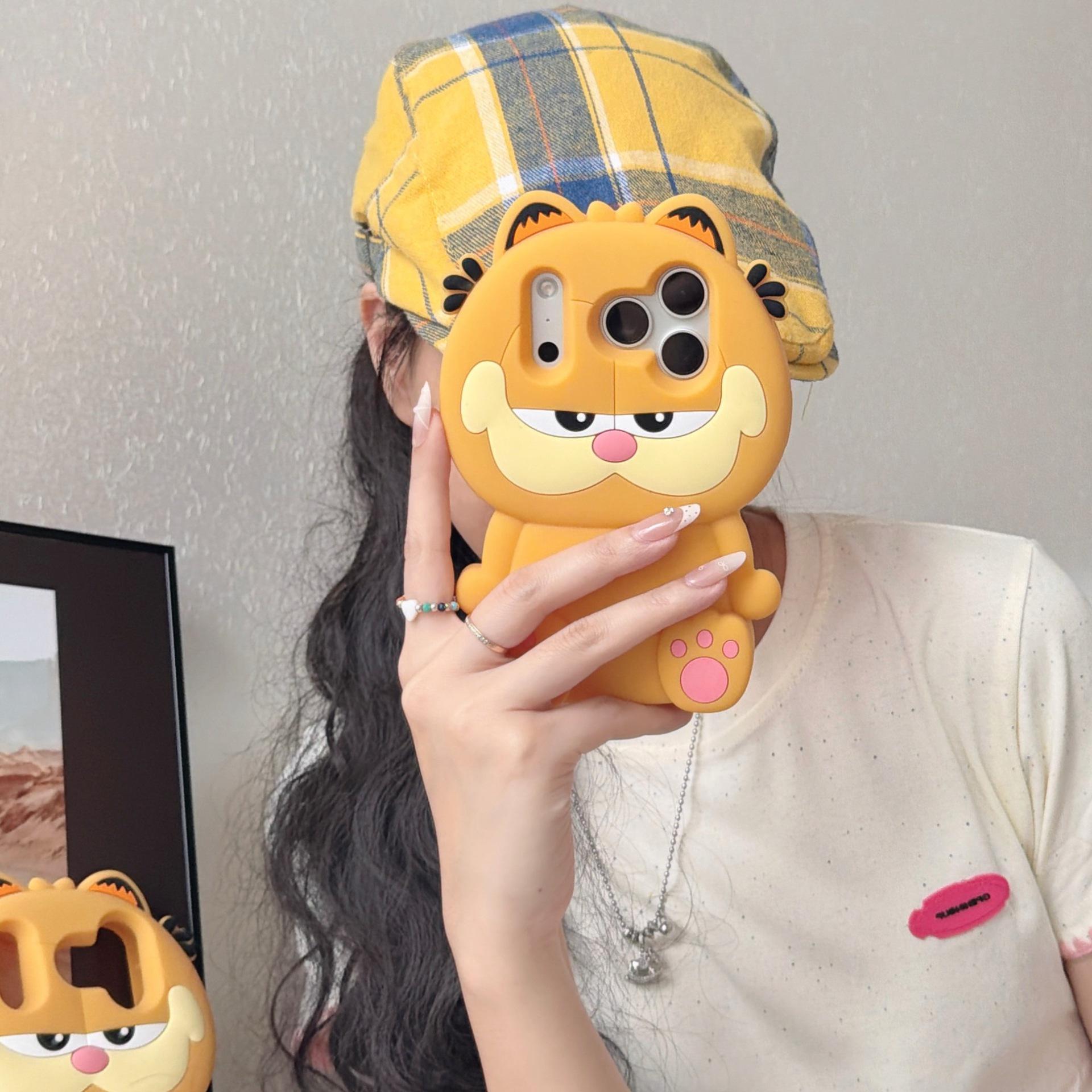 

Cartoon Cute Garfield Cat iPhone 17 Case, Compatible with 14/15 Pro Max and 16/13, Anti-Fall Protection iPhone 14