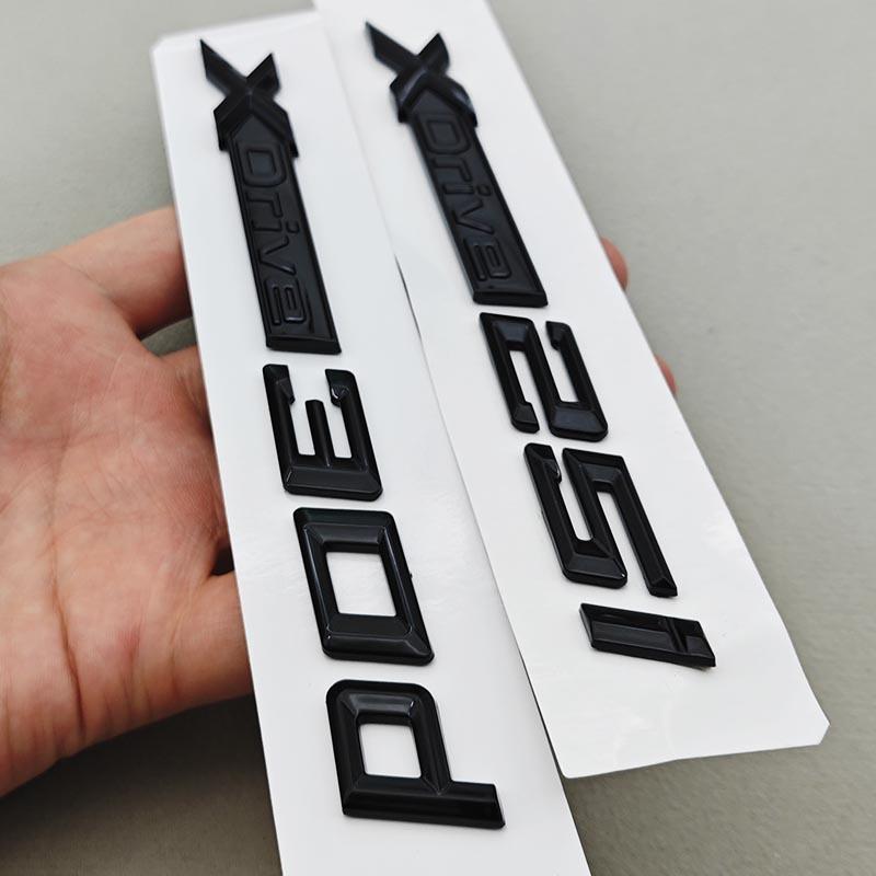 3D ABS Autoaufkleber Logo X1 X2 XDrive20d Heckklappen-Emblem Kotflügel Seiten-Emblem Für BMW Xdrive X1 X2 X3 320d 320i E84 F48 F39 U10 uq2