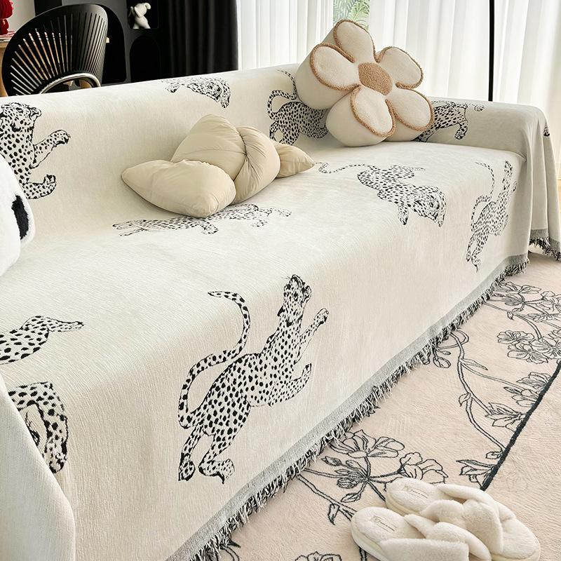 Chenille High-End Sofa Cover Blanket - Universal Four Seasons Cushion Pad, Light Luxury.