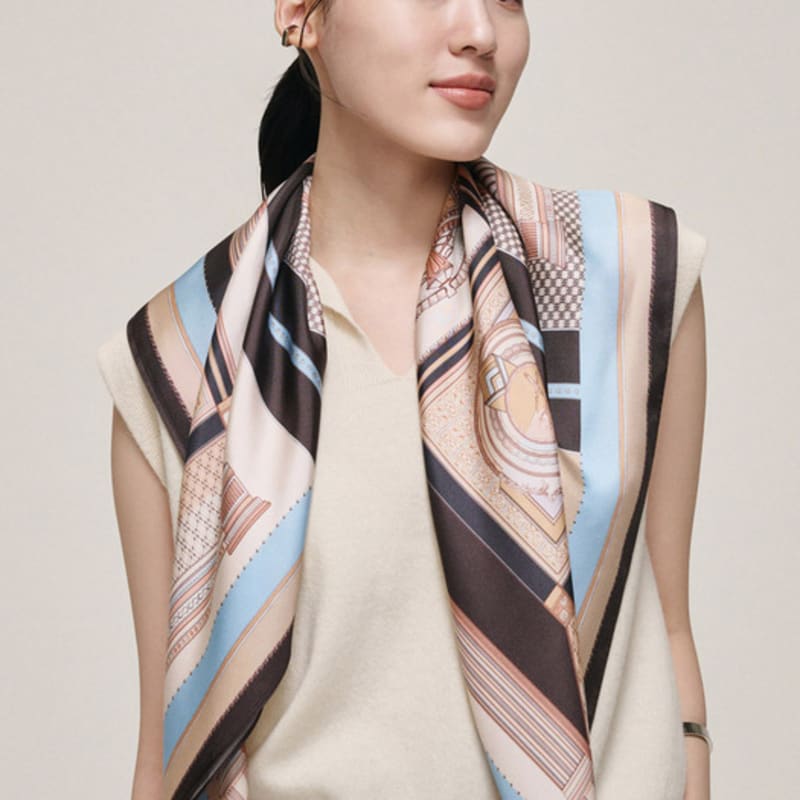 Saint Luxure Bourbon Sky Blue