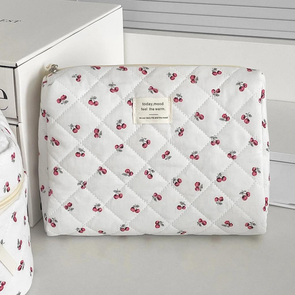 Pink Beige Bear Pattern Women Cosmetic Bag Cute Zipper Makeup Travel Organizer Female Handbag Toiletry Pouch for Girls