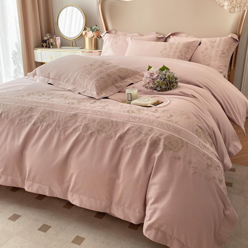 Luxury French Cotton Flannel Bedding Set: 4-Piece Thick Warm Duvet Cover & Fitted Sheet for Autumn/Winter.