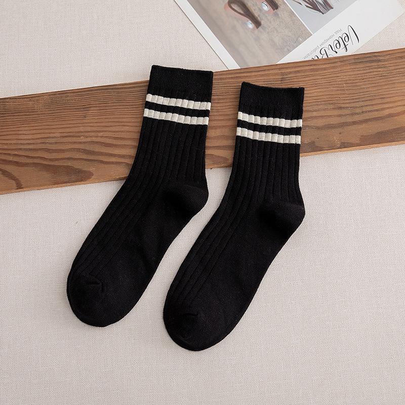 Men's Mid-Calf Socks: Breathable, Sweat-Absorbent, Trendy, Versatile Spring and Summer Footwear