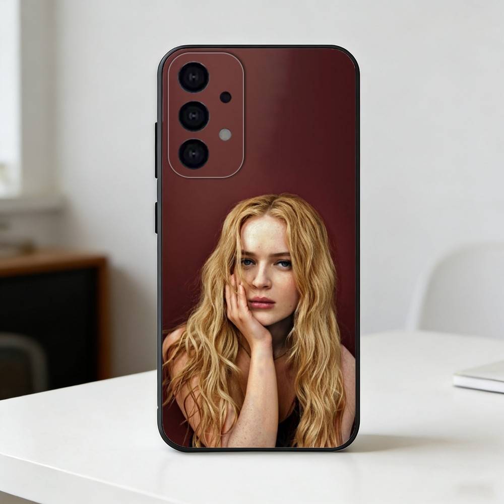S-Sadie Sink Phone Case For Samsung S25,S24,S21,S22,S23,S30,Ultra,S20,Plus,Fe,Lite Black Shell