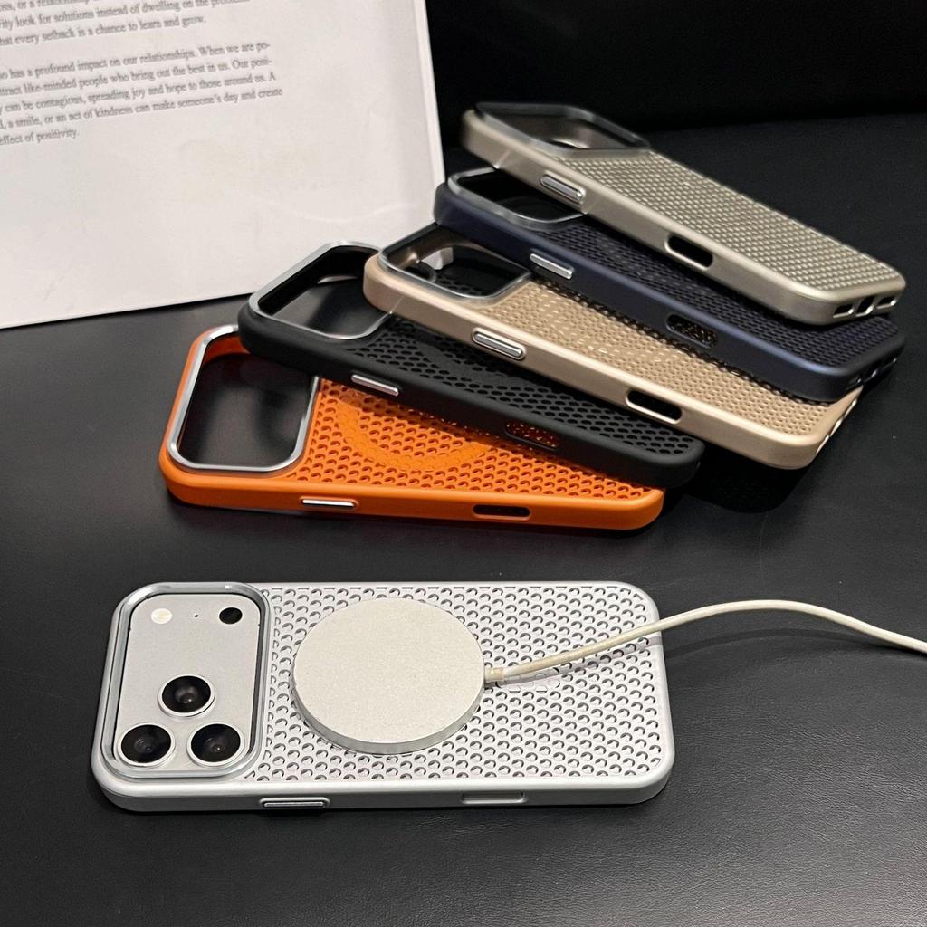 Apple 17Pro/Max Breathable Honeycomb Heat Dissipation Phone Case for Summer