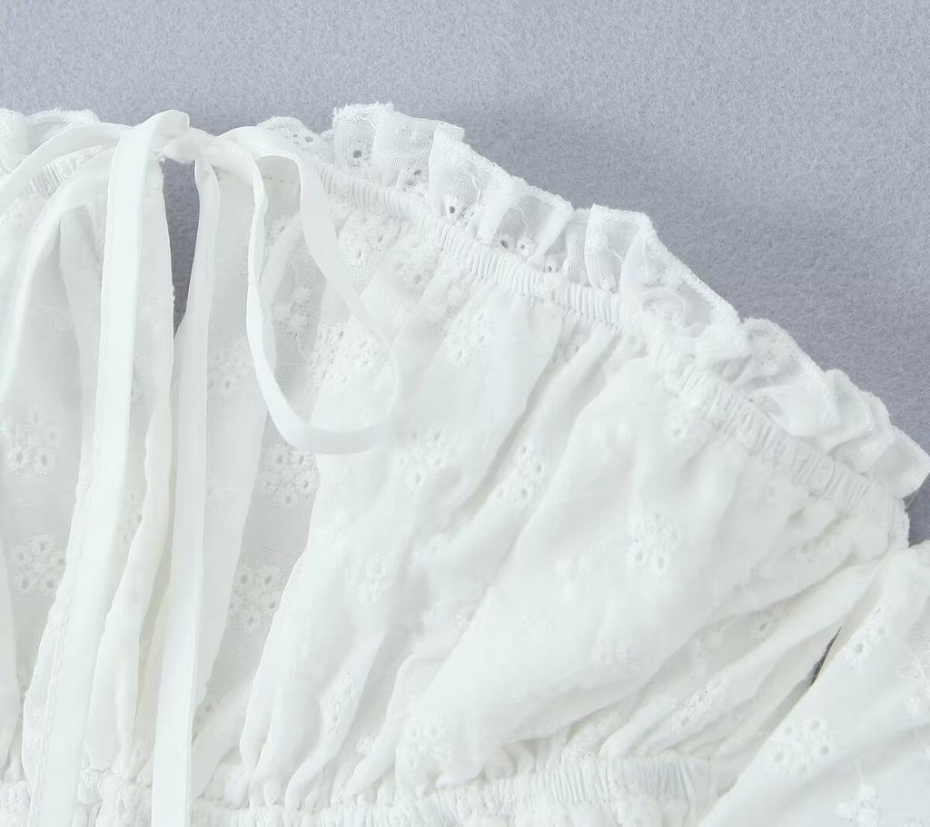  European and American Style, New Women's Fashion, Fashionable, Ruffled Edge-tied Off-shoulder Mini Top