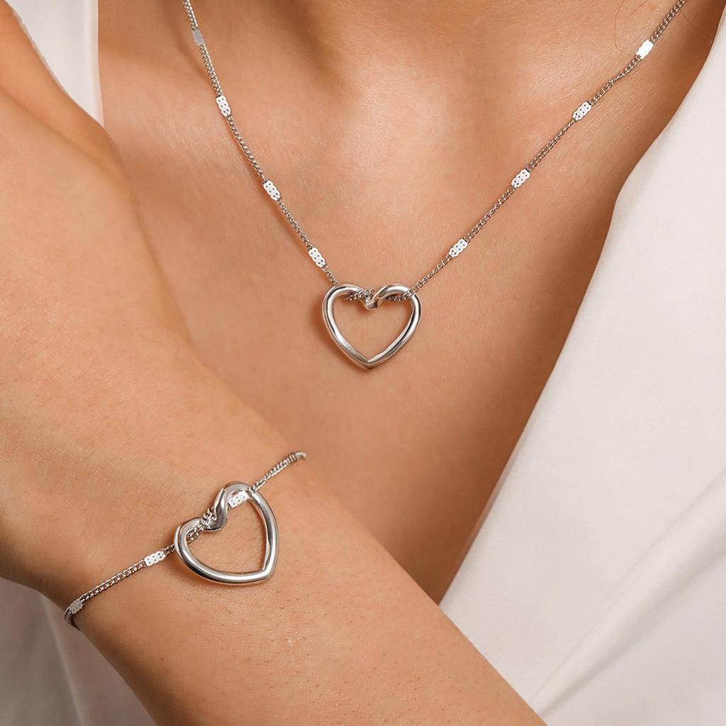 Stainless Steel Hollow Heart Necklace & Bracelet Set - Women's Japanese Korean Simple Design Clavicle Chain
