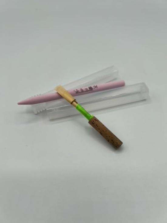 Reed Adjustment for Oboe, Bassoon, Clarinet, Saxophone - Cherry Reed Conditioner - Flat Sharpening Stick [Sento] Moderato (S 100x6.4) Cherry Pink