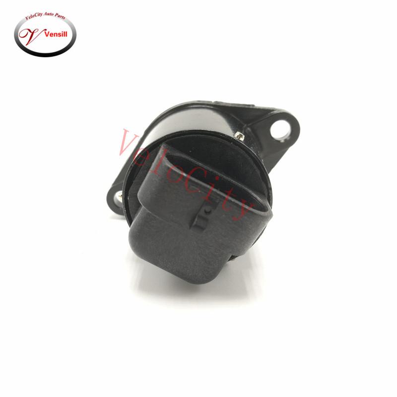 IAC Idle Air Control Valve Fits For Renault Clio Laguna Logan Megane Scenic Part No# 7700102539 B28/00 7514038