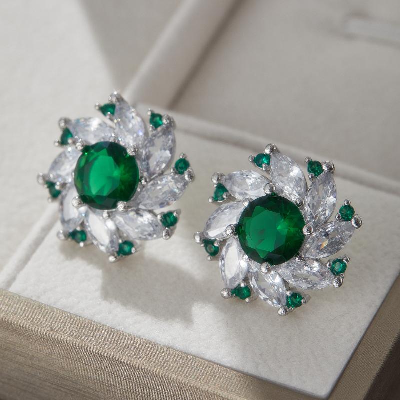 Luxury Stylish Green White Cubic Zirconia Flower Stud Earrings for Women Vintage Exquisite Engagement Wedding Zircon Gift