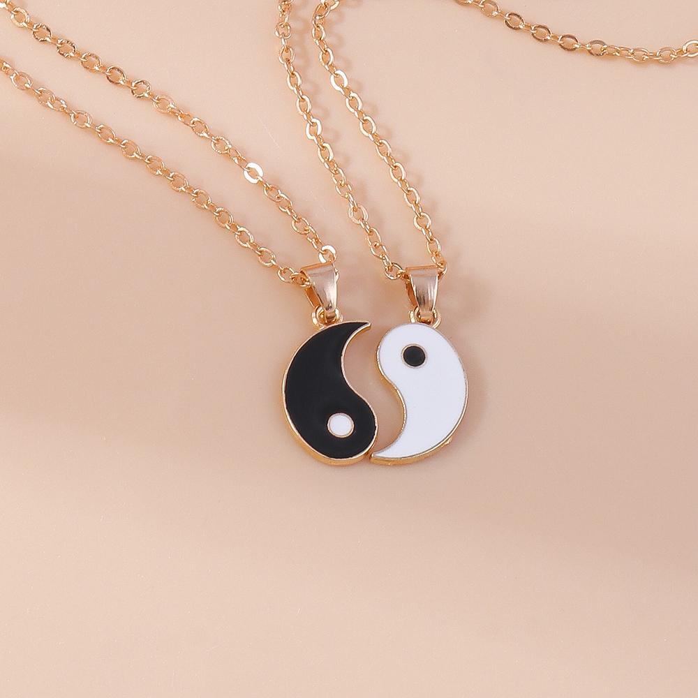 Cute Enamel Traditional Chinese Tai Chi Pendant Necklace for Couple Lovers Necklaces Chain Birthday Jewelry Gift