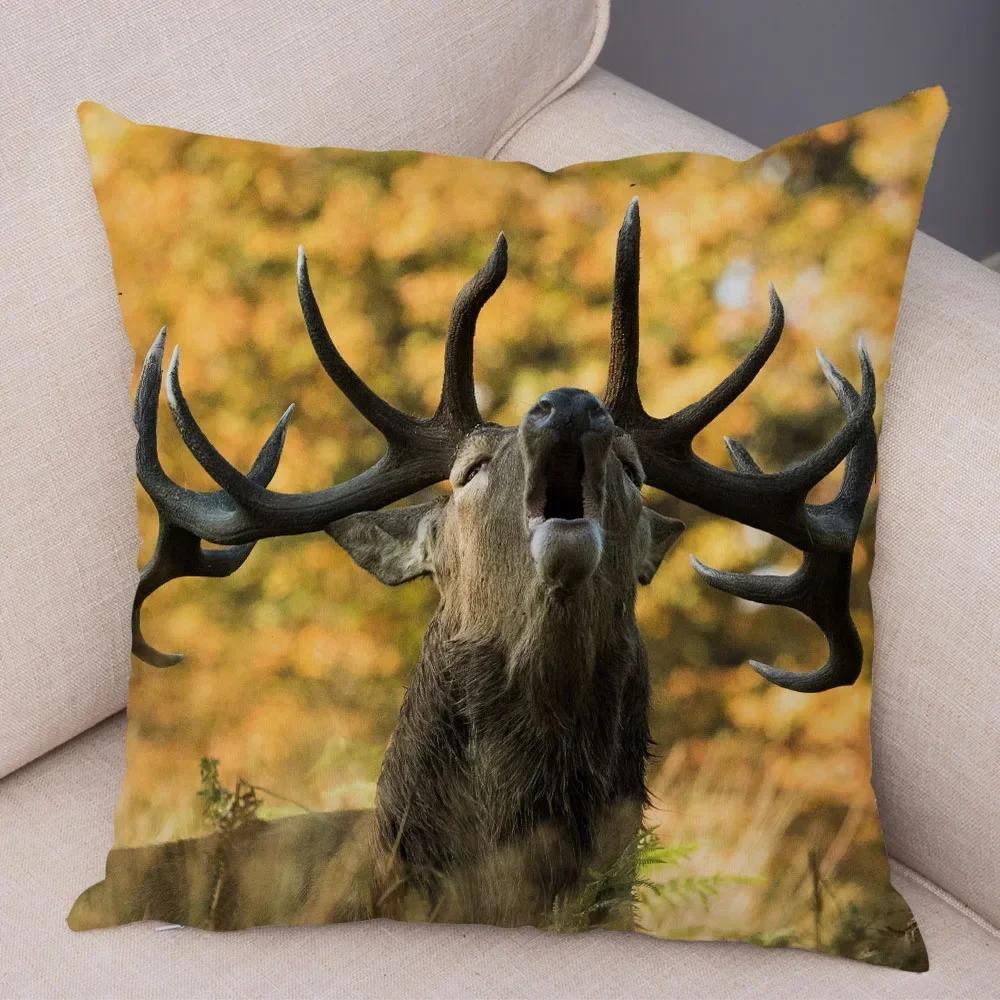 Home Decor Deer In Nature: Realistic Wildlife Cushion Covers Pattern Cushion Cover Suitable For Sofa Bedroom Car Pillow Cover