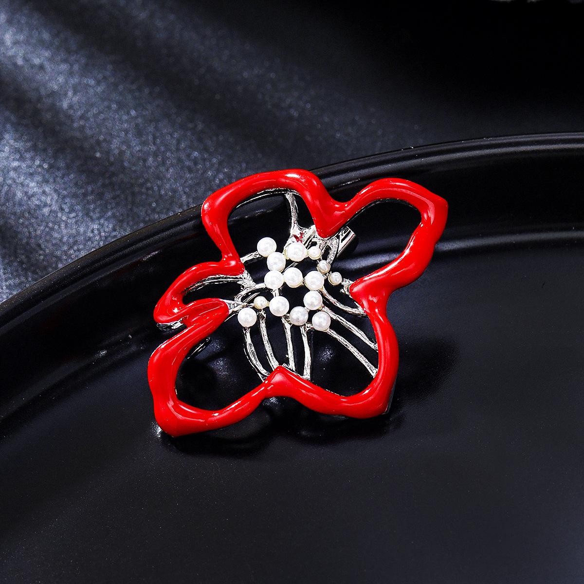 

Простая и Универсальная Брошь-Цветок из Полых Жемчужин, Нишевый Дизайн, Чувство Темперамента, Элегантный Цветок, Одежда, Маленькие Аксессуары, Булавка серебряный