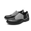 2025 Angebot Britische Retro Casual Herrenschuhe Mode Hochzeitsschuhe Business Block Graviert Farblich passend Fußschuhe Herren