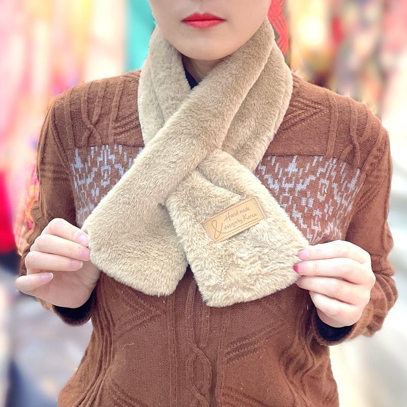 Autumn And Winter New Plush Imitation Rabbit Hair Pearl Buttons Fur Scarve Solid Colour Versatile Scarve Fashion Women's Scarve