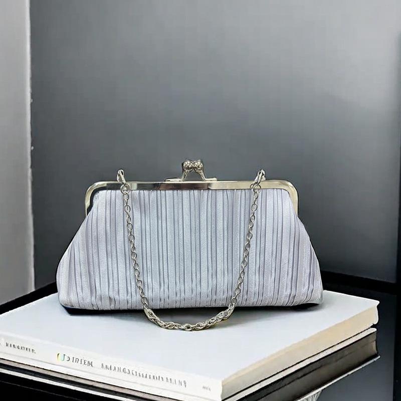 Elegant Women's Pleated Crossbody Clutch for Evening Events