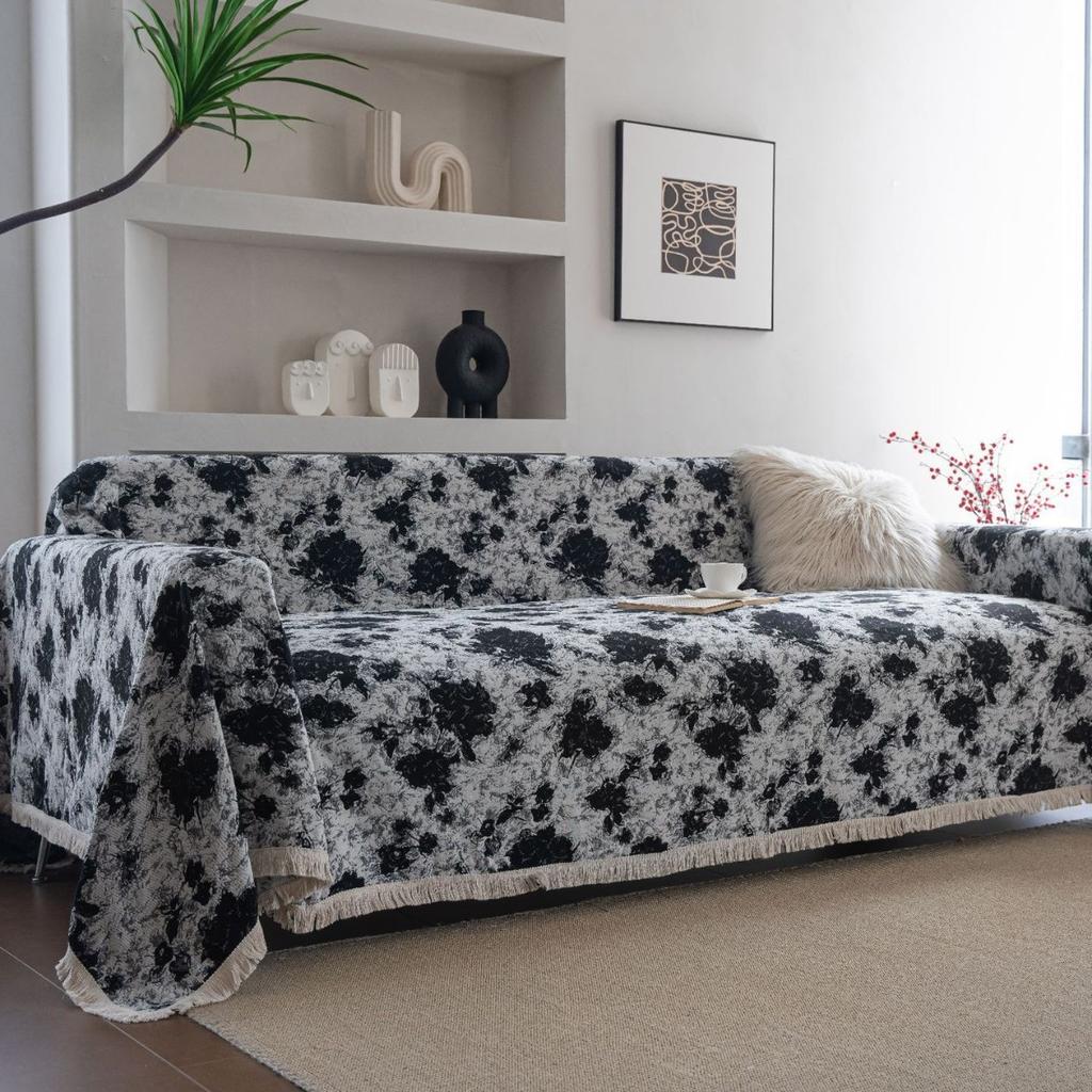 Sofa Towel Anti-cat Scratch Jacquard Black Flower Graffiti Thickened Thick Sofa Blanket Sofa Cover