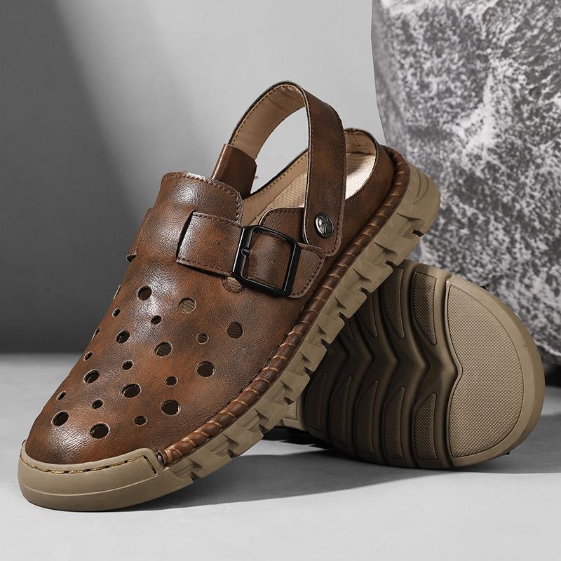 Men's Clogs Outdoor Sandals Closed Toe Leather Sandals Athletic Strap Adjustable Loafers Outdoor Beach Shoes Breathable Non Slip