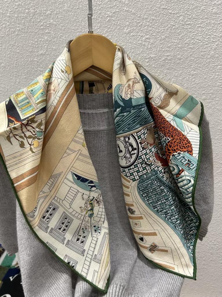 Double-Sided Silk Wool Scarf Women'S Autumn And Winter Silk Wool 70 Square Scarf Warm Dual-Purpose Women'S Versatile Temperament Air Conditioner Neck