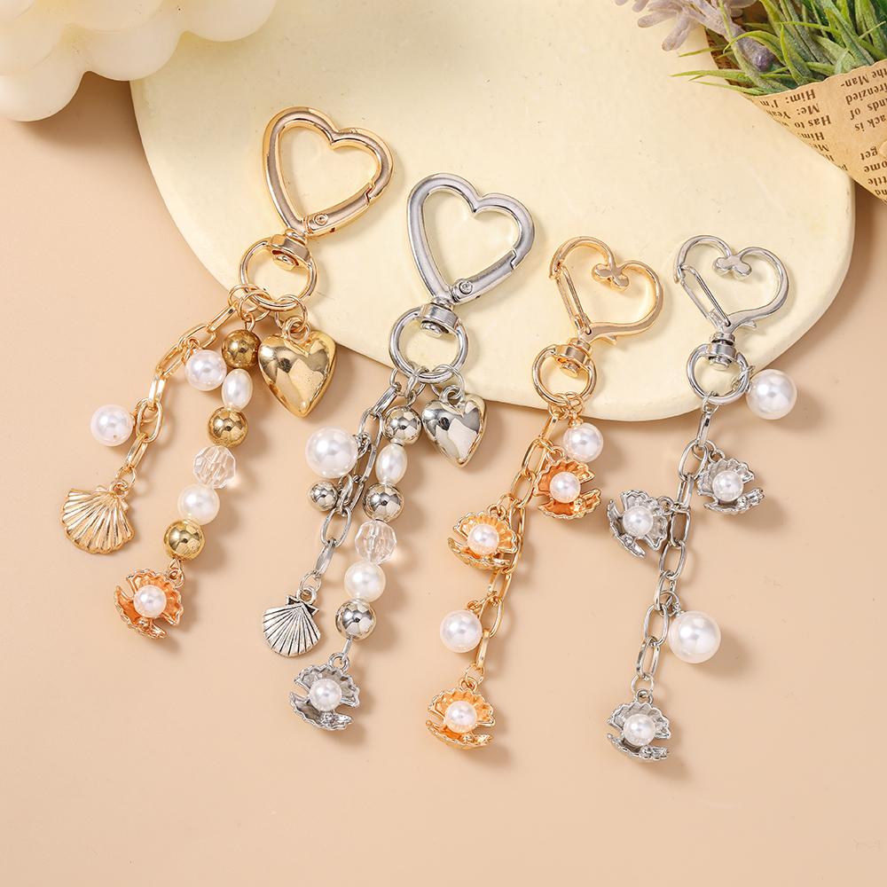 Fashion Summer Beach Shell Keychain Pearl Beaded Key Ring Pendants for Women Girls Handbag Decor DIY Key Chain Jewelry Gifts