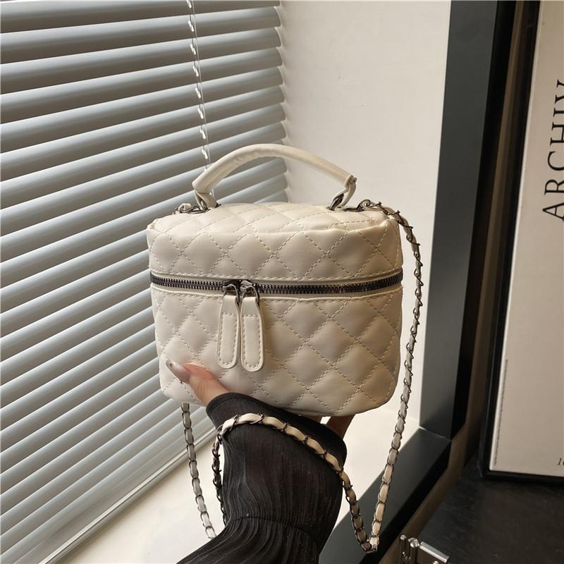

Mini small bag new fashion diamond chain messenger bag versatile popular portable bucket bag белый