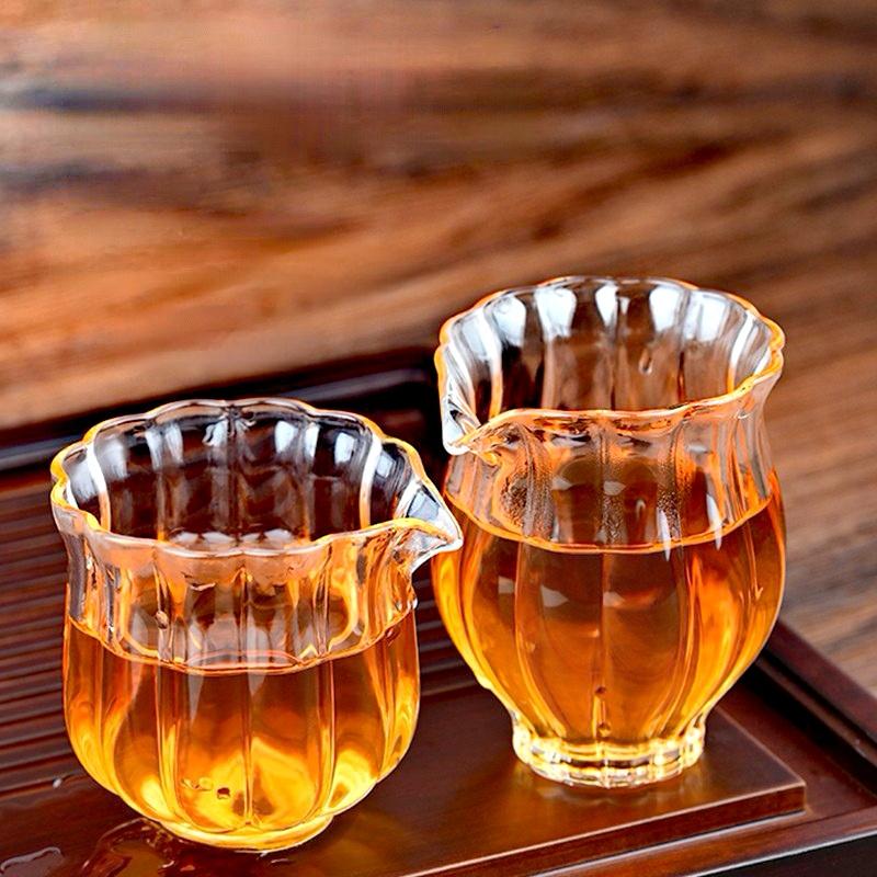 Japanese Zen Lotus Small Capacity Glass Fair Cup Tea Dispenser Heat resistant High Borosilicate Kungfu Chahai Tea Cup Tea Set